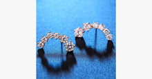 Load image into Gallery viewer, Rose Gold Star Crystal Earring
