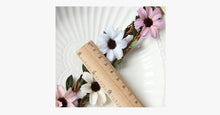 Load image into Gallery viewer, Floral Anklet - FREE SHIP DEALS