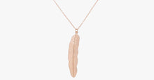 Load image into Gallery viewer, Vintage Feather Necklace - FREE SHIP DEALS