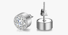 Load image into Gallery viewer, Round Roman Stud Earrings