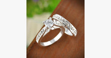 Load image into Gallery viewer, Silver Crystal Ring Set