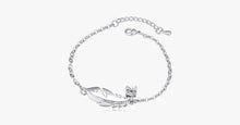 Load image into Gallery viewer, Silver Feather  Bracelet