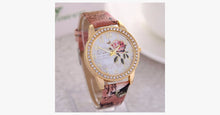 Load image into Gallery viewer, Elegant Rose Wristwatch - FREE SHIP DEALS