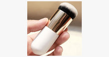 Load image into Gallery viewer, Chunky Foundation Brush - FREE SHIP DEALS
