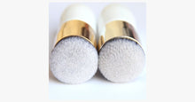 Load image into Gallery viewer, Chunky Foundation Brush - FREE SHIP DEALS