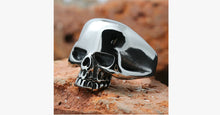 Load image into Gallery viewer, Men's Skull Ring