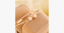 Load image into Gallery viewer, Sweet Clover Bangle