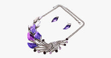 Load image into Gallery viewer, Vintage Peacock Tail Collar Necklace - FREE SHIP DEALS