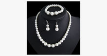 Load image into Gallery viewer, Classic Pearl Necklace Set - FREE SHIP DEALS