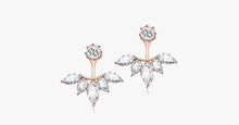 Load image into Gallery viewer, Exquisite Leaf Stud Earrings - FREE SHIP DEALS