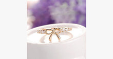 Load image into Gallery viewer, Rhinestone Bow Midi Ring