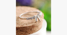 Load image into Gallery viewer, Rhinestone Bow Midi Ring