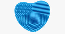 Load image into Gallery viewer, Heart Shape Silicone Cosmetic Brush Cleaner Board - FREE SHIP DEALS