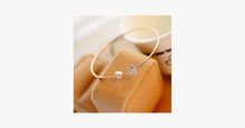 Load image into Gallery viewer, Crystal Heart Bangle - FREE SHIP DEALS