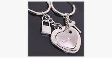Load image into Gallery viewer, Couple's Key and Lock Keychain - FREE SHIP DEALS