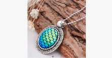 Load image into Gallery viewer, Mermaid Druzy Necklace
