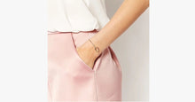 Load image into Gallery viewer, Love Knot Classic Bangle - FREE SHIP DEALS