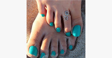 Load image into Gallery viewer, Unique Retro Silver Plated Toe Ring - FREE SHIP DEALS