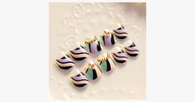 Load image into Gallery viewer, Double Striped Fake Nails - FREE SHIP DEALS