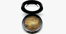 Load image into Gallery viewer, Metallic Baked Shimmer Eyeshadow