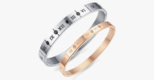 Load image into Gallery viewer, Rome Number Engraved Bracelet