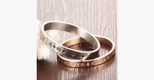 Load image into Gallery viewer, Rome Number Engraved Bracelet