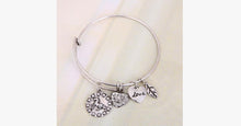 Load image into Gallery viewer, Horse Love Charm Bangle - FREE SHIP DEALS