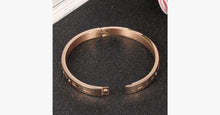 Load image into Gallery viewer, Rome Number Engraved Bracelet