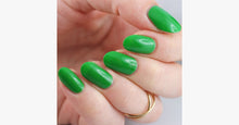 Load image into Gallery viewer, Spray-on Nail Polish