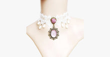 Load image into Gallery viewer, Pink Rose Choker