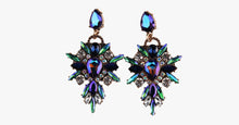Load image into Gallery viewer, Luxury Starburst Crystal Earring - FREE SHIP DEALS