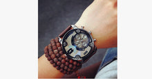 Load image into Gallery viewer, Men's Leather Band Steel Shell Watch