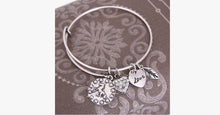 Load image into Gallery viewer, Horse Love Charm Bangle - FREE SHIP DEALS