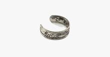 Load image into Gallery viewer, Antique Adjustable Toe Ring - FREE SHIP DEALS