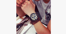 Load image into Gallery viewer, Men's Leather Band Steel Shell Watch