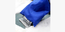 Load image into Gallery viewer, Ice Scraper Mitt